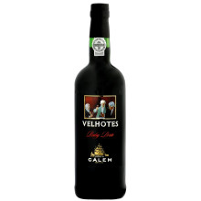 Calem Velhotes Ruby -portviini