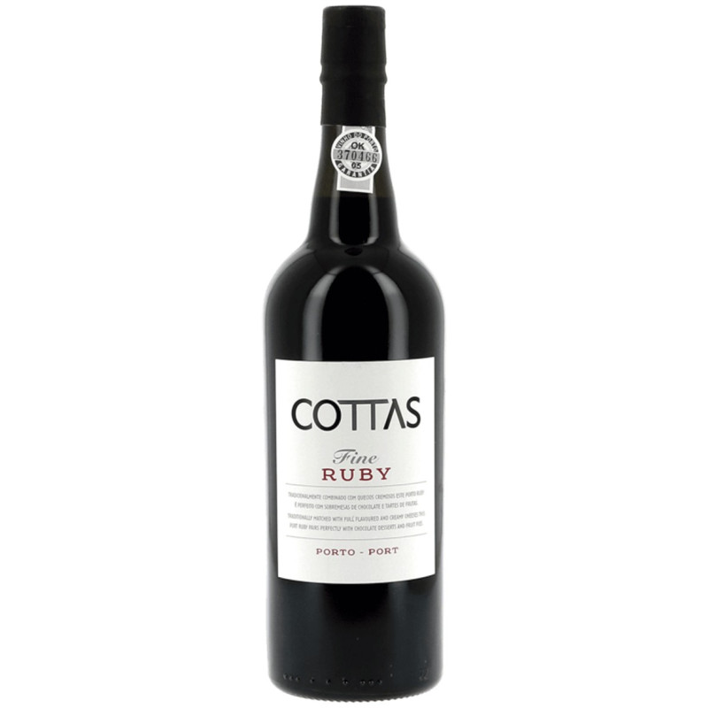 Quinta de Cottas Ruby Port viiniä Quinta de Cottas Ruby Port viiniä