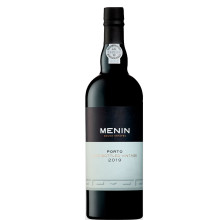 Menin LBV 2019 Port Wine with deep ruby color
