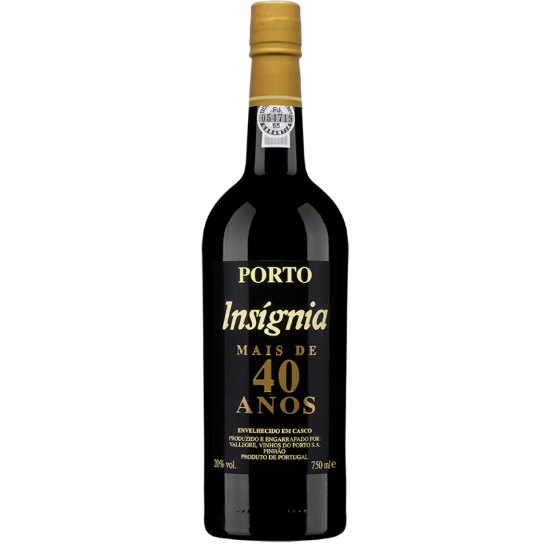 Vino de Oporto Insignia 40 Años, elegancia en cada copa Vino de Oporto Insignia 40 Años, elegancia en cada copa